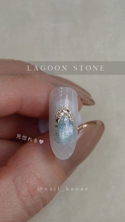 ラグーンストーン — 陽が差す海のような、天然石風アート（Instagramリールのサムネイル）